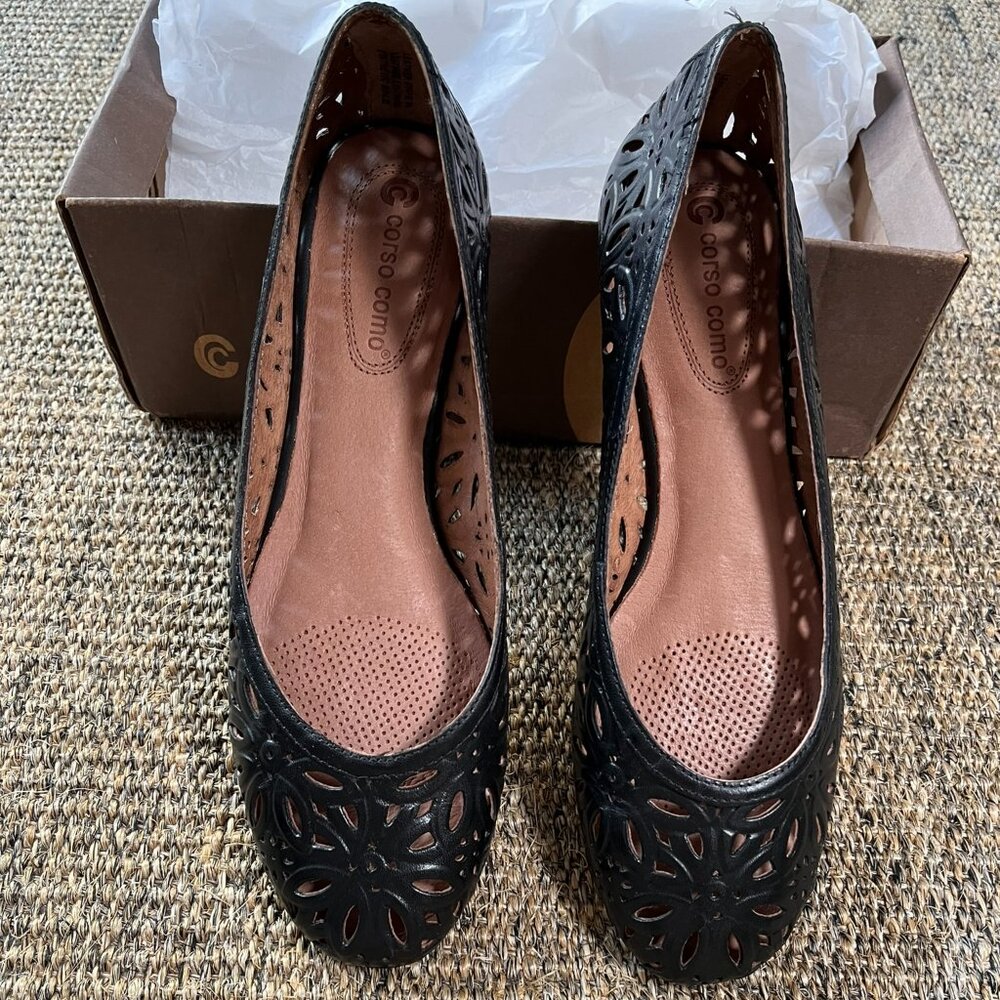 Corso Como Floral Laser Cut Flats 8 NIB